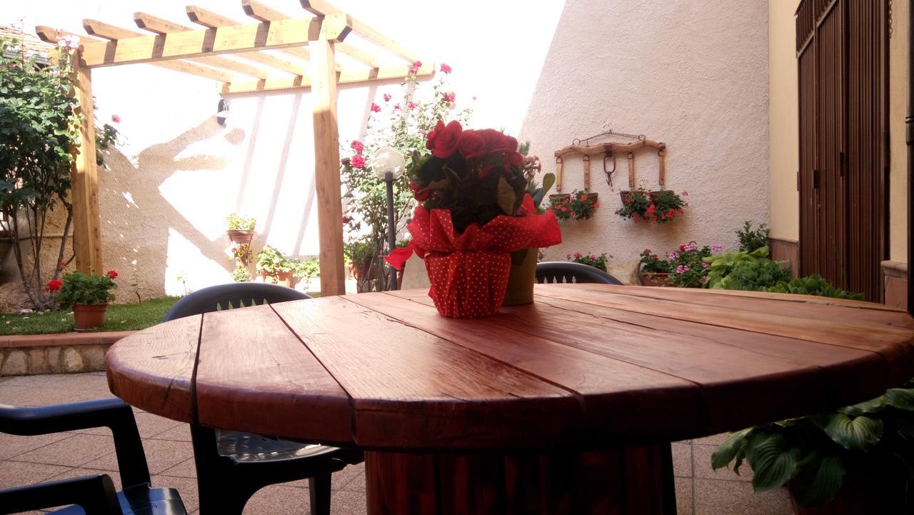 B&B A Casa Di Nonna Massa d'Albe エクステリア 写真
