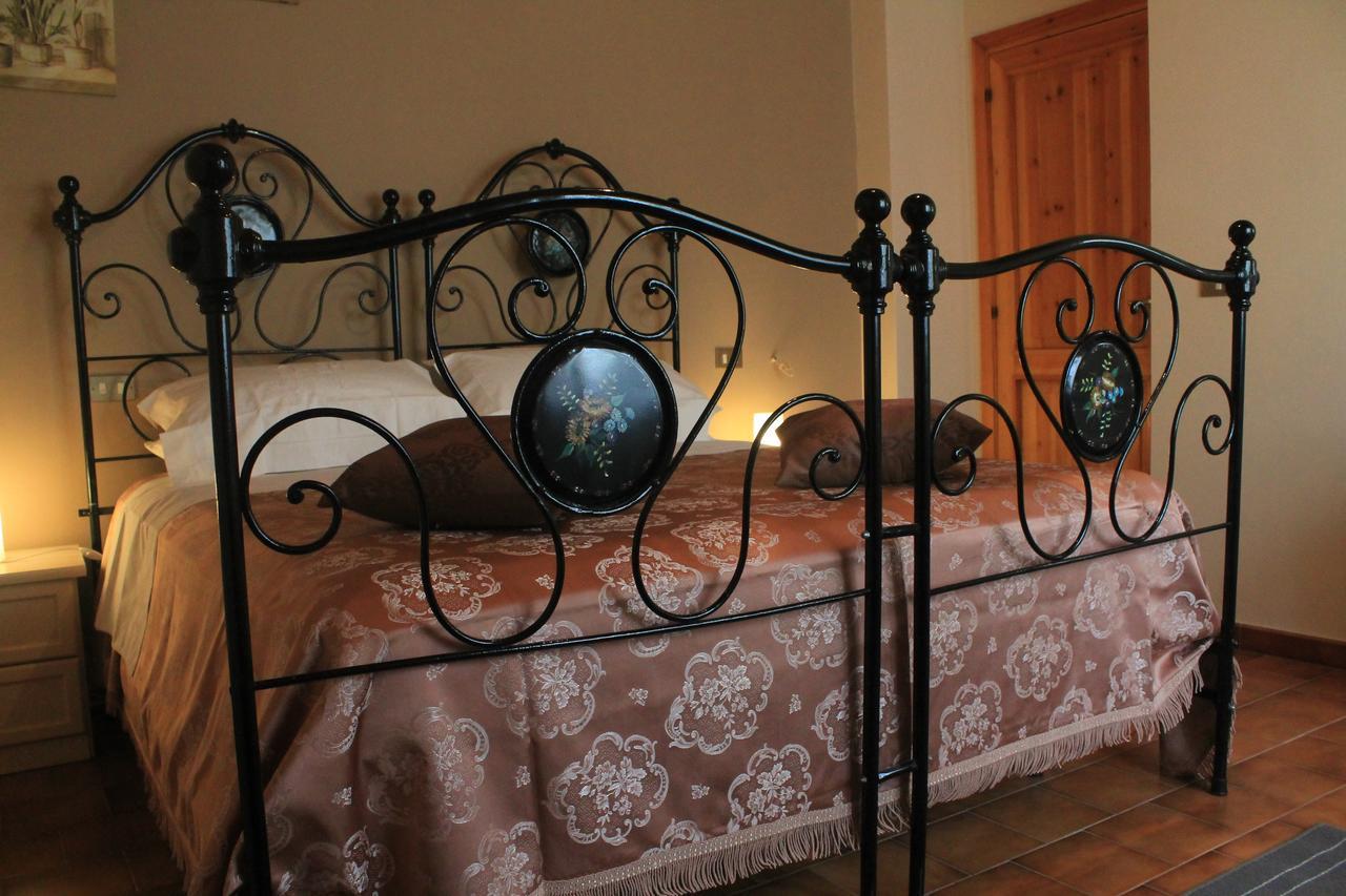 B&B A Casa Di Nonna Massa d'Albe エクステリア 写真