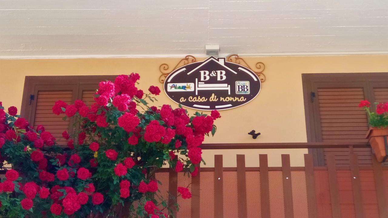 B&B A Casa Di Nonna Massa d'Albe エクステリア 写真