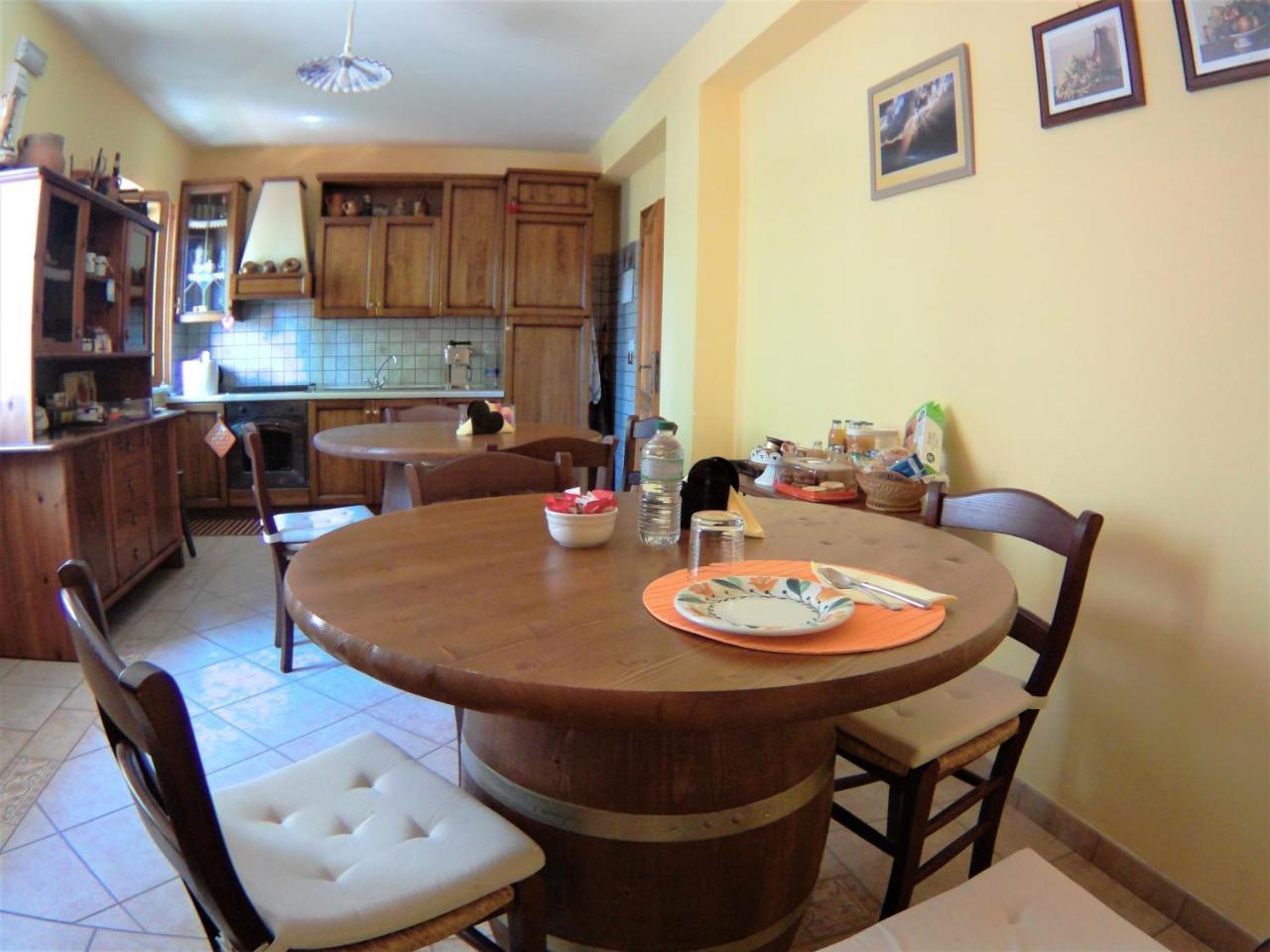 B&B A Casa Di Nonna Massa d'Albe エクステリア 写真