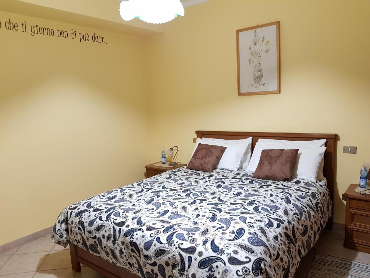 B&B A Casa Di Nonna Massa d'Albe エクステリア 写真