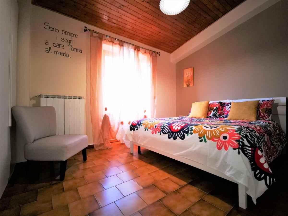 B&B A Casa Di Nonna Massa d'Albe エクステリア 写真